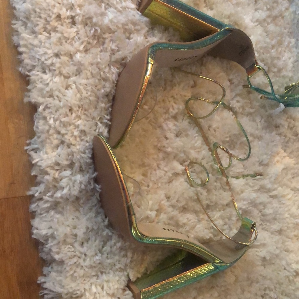 Ladies shoe string up ankle - Picture 2 of 4